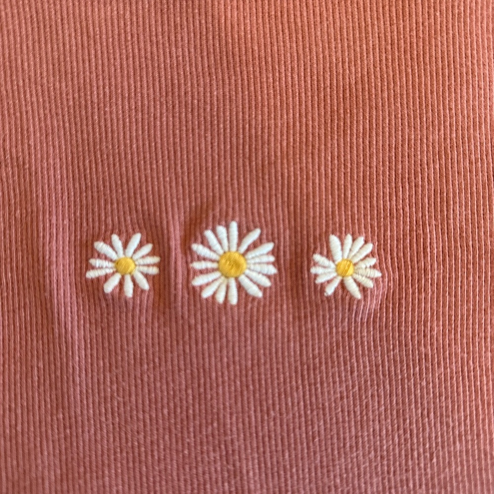Hollister Ribbed Tee - Picture 2 of 3